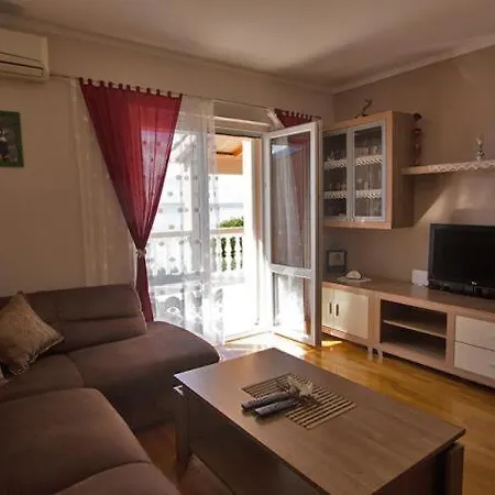 Domagoj Apartment *